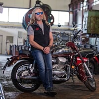 JAWA men's vest black